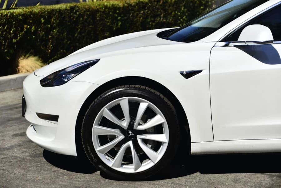 2019 Tesla Model 3 - Image 19 of 29