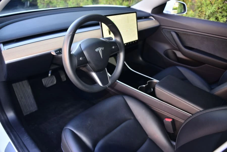 2019 Tesla Model 3 - Image 4 of 29