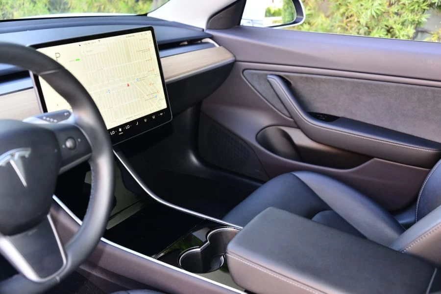 2019 Tesla Model 3 - Image 5 of 29
