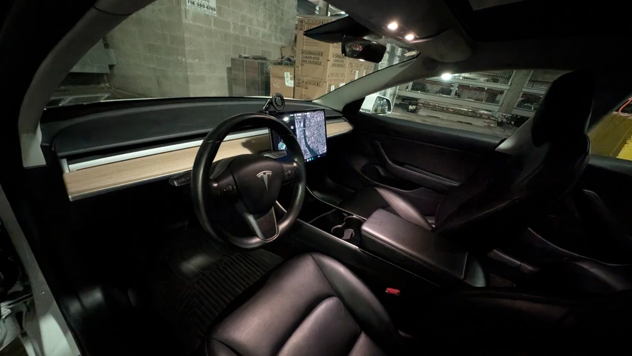2019 Tesla Model 3 - Image 19 of 20