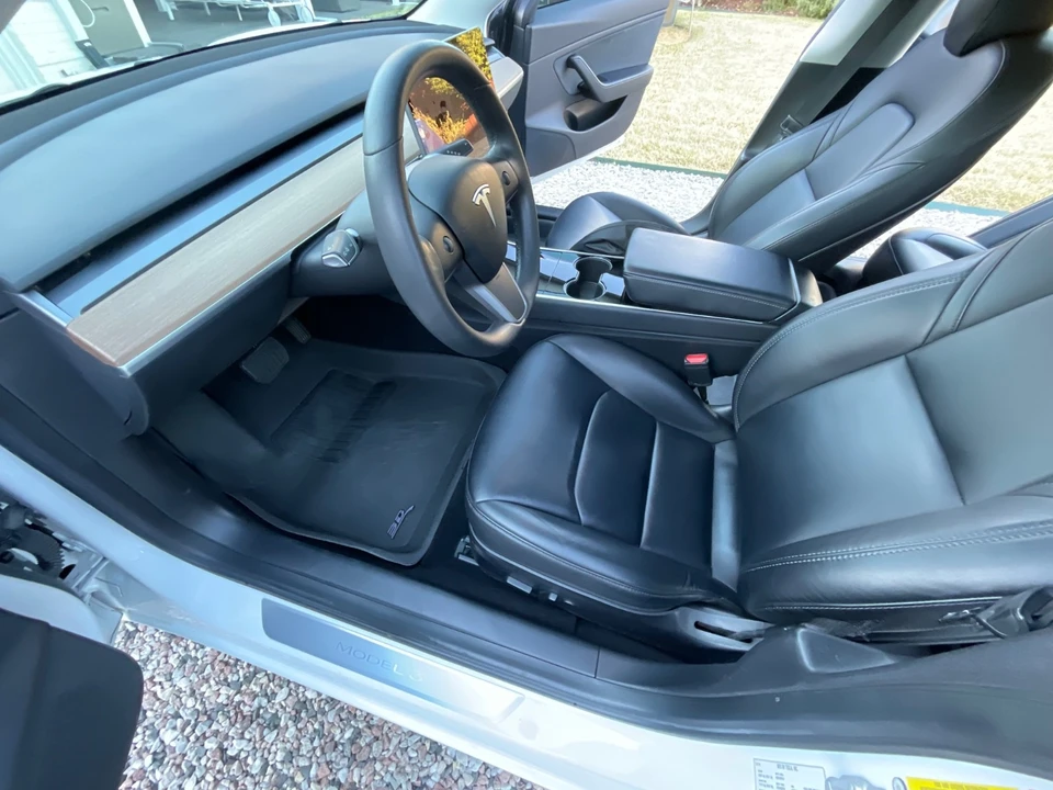 2019 Tesla Model 3 - Image 16 of 21