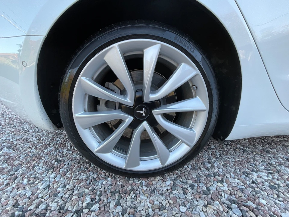 2019 Tesla Model 3 - Image 8 of 21