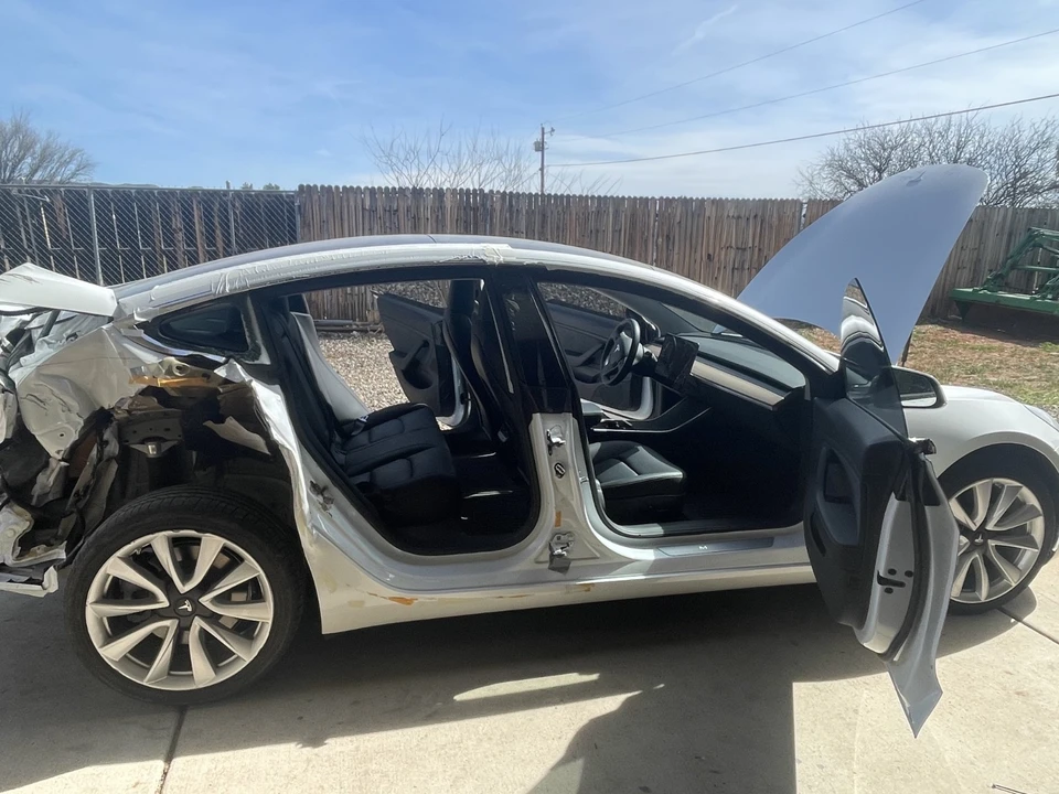 2019 Tesla Model 3 - Image 10 of 21