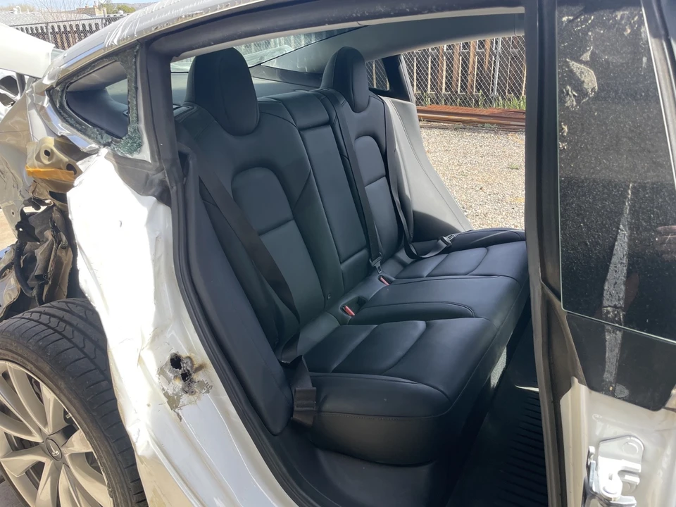 2019 Tesla Model 3 - Image 17 of 21