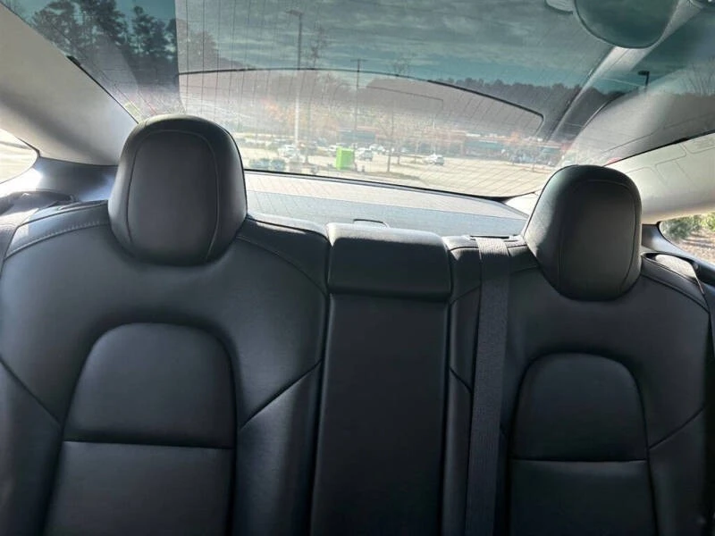 2019 Tesla Model 3 - Image 13 of 17