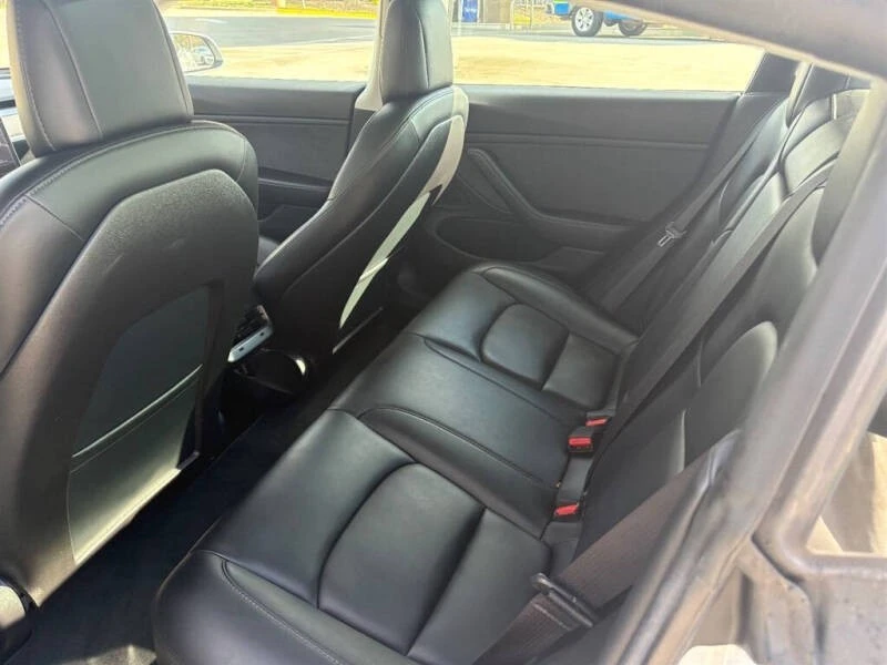 2019 Tesla Model 3 - Image 10 of 17