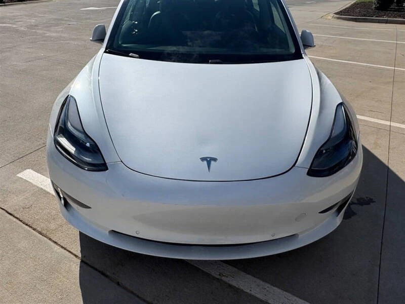 2019 Tesla Model 3 - Image 8 of 17