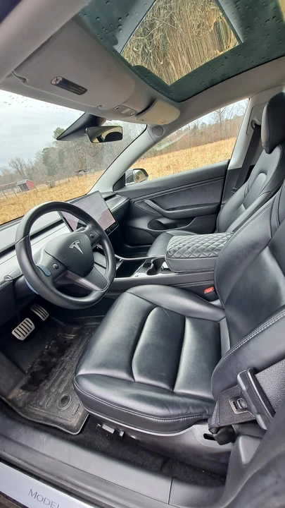 2019 Tesla Model 3 - Image 8 of 9