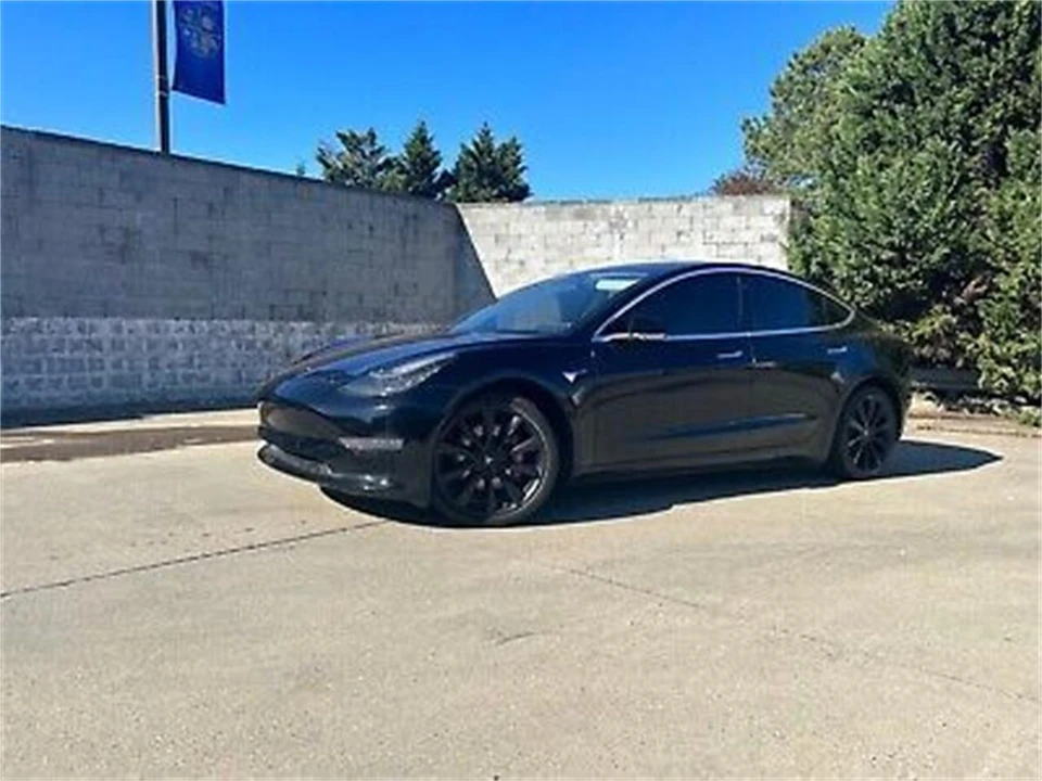 2019 Tesla Model 3 - Image 5 of 25