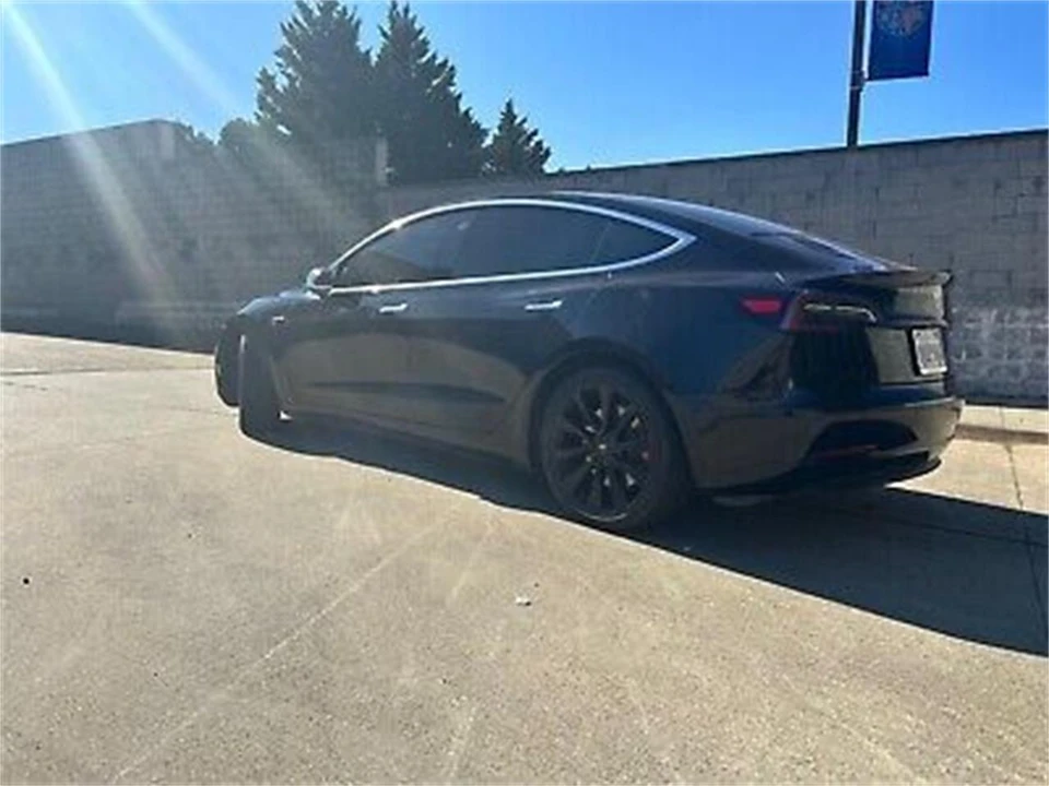 2019 Tesla Model 3 - Image 13 of 25