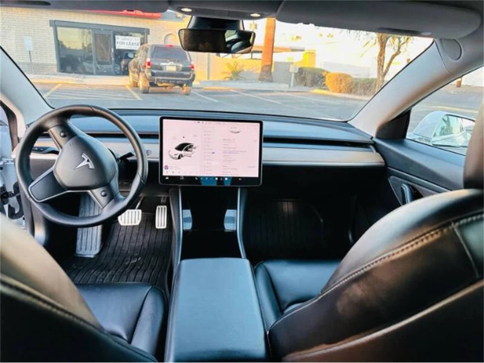 2019 Tesla Model 3 - Image 9 of 29