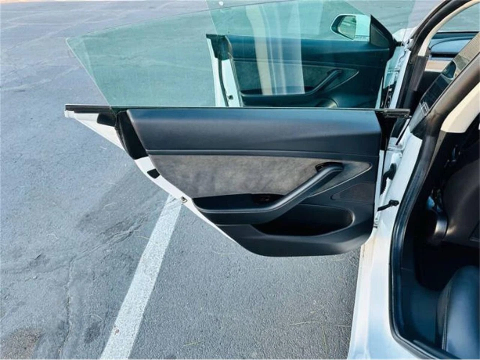 2019 Tesla Model 3 - Image 13 of 29