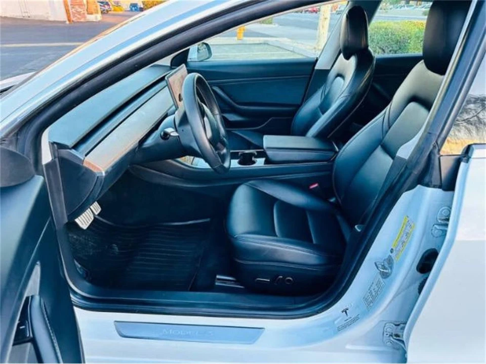 2019 Tesla Model 3 - Image 19 of 29