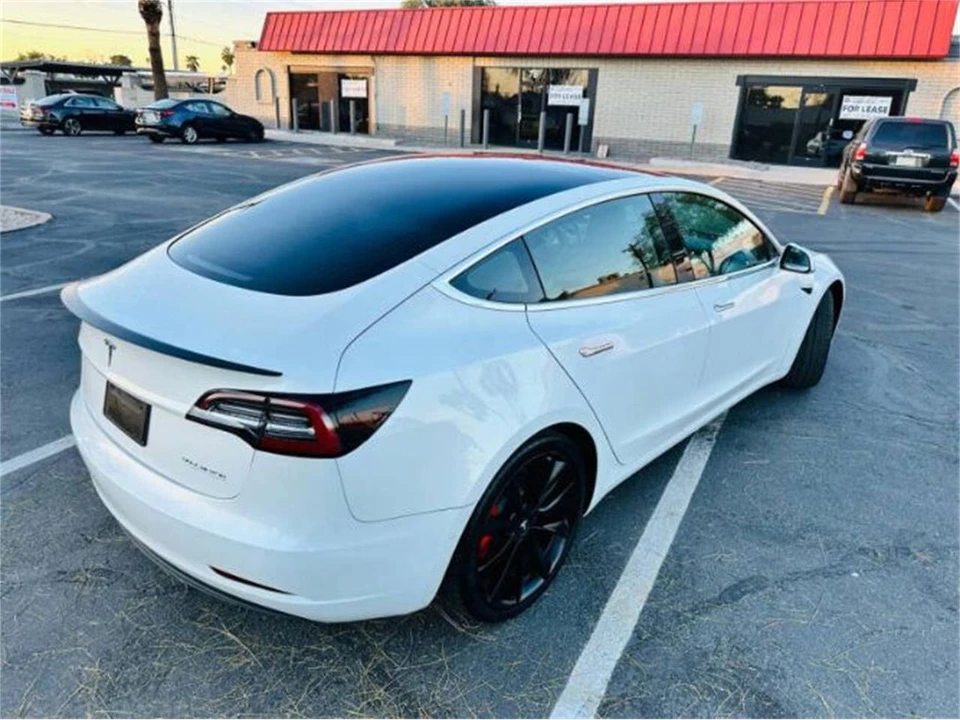2019 Tesla Model 3 - Image 25 of 29