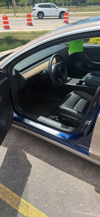 2019 Tesla Model 3 - Image 8 of 14