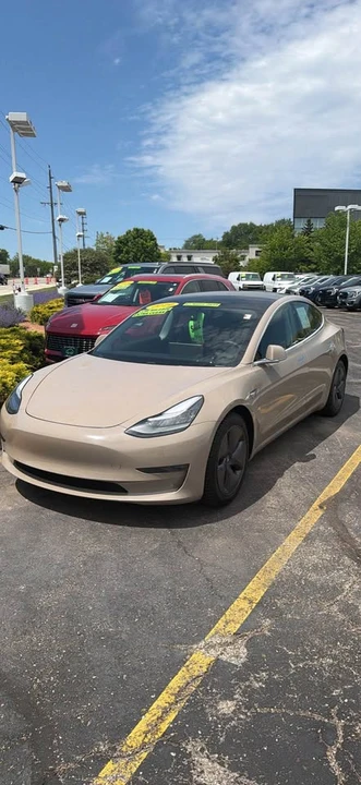 2019 Tesla Model 3 - Image 2 of 14