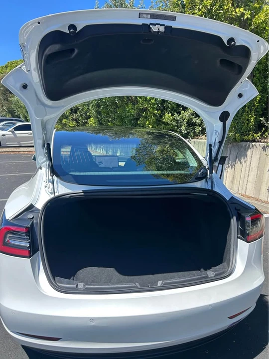 2019 Tesla Model 3 - Image 6 of 12
