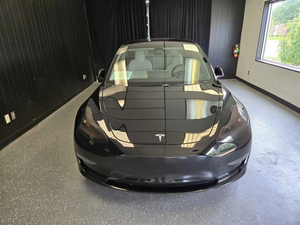 2019 Tesla Model 3 - Image 2 of 15