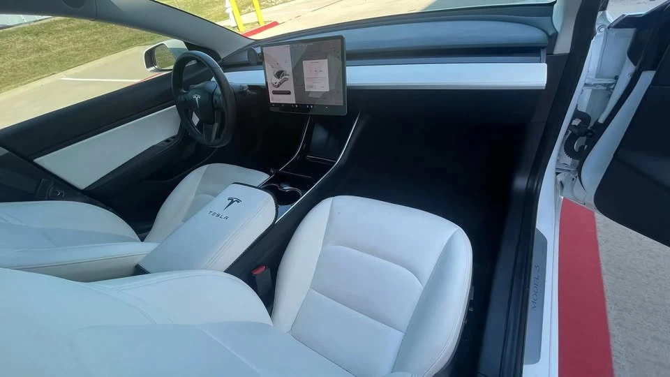 2019 Tesla Model 3 - Image 12 of 16
