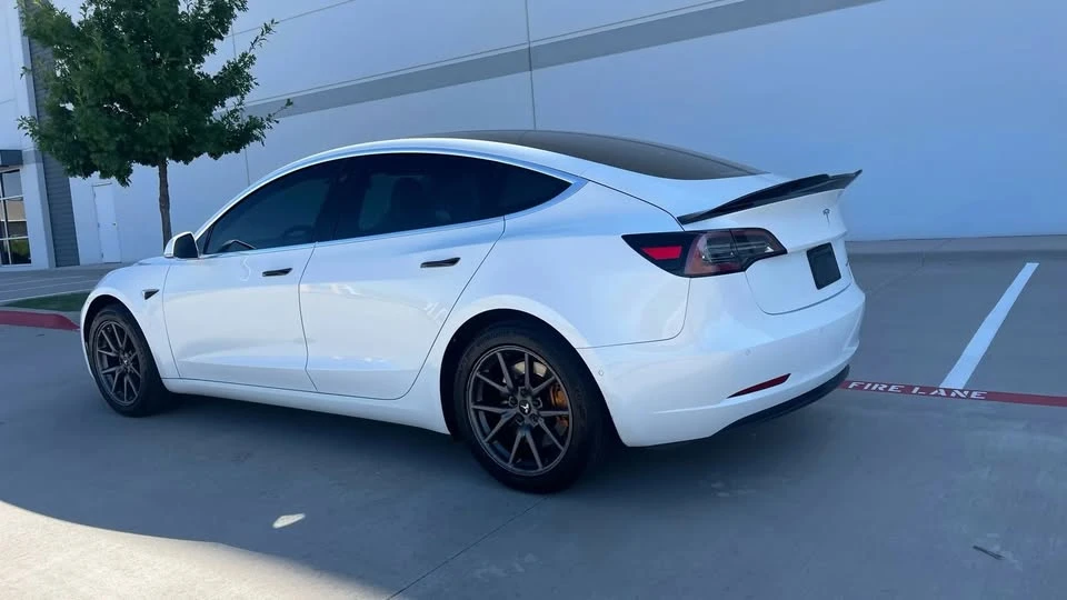 2019 Tesla Model 3 - Image 4 of 16
