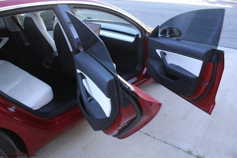 2019 Tesla Model 3 - Image 10 of 19