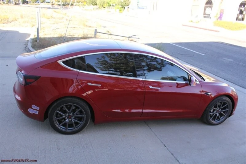2019 Tesla Model 3 - Image 9 of 19