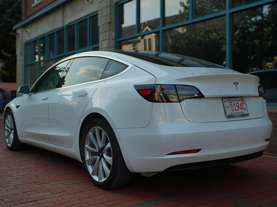 2019 Tesla Model 3 - Image 4 of 31