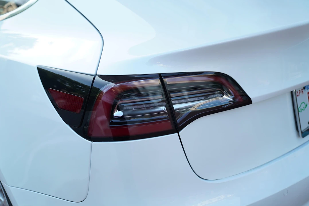 2019 Tesla Model 3 - Image 21 of 31