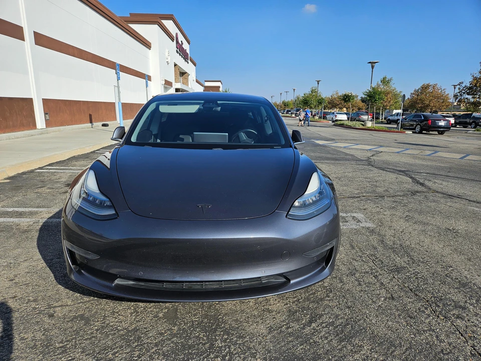 2019 Tesla Model 3 - Image 6 of 31