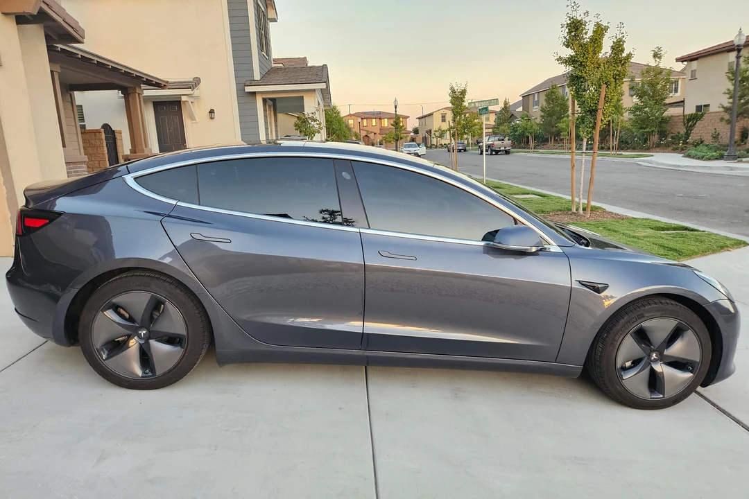 2019 Tesla Model 3 - Image 3 of 31