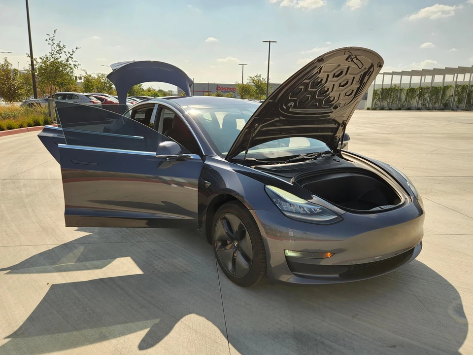 2019 Tesla Model 3 - Image 29 of 31