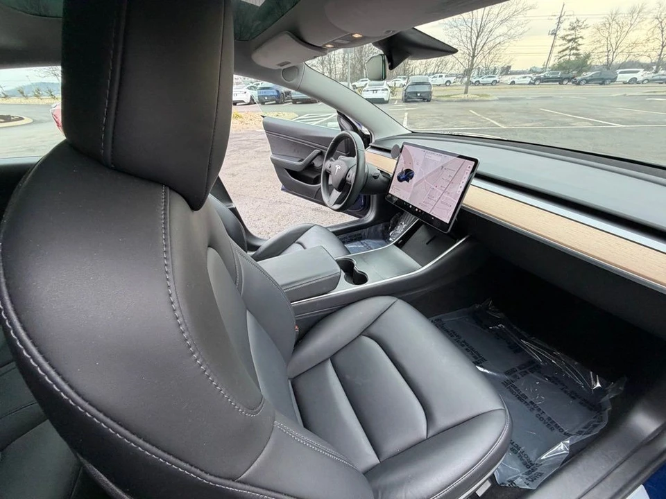 2019 Tesla Model 3 - Image 14 of 16