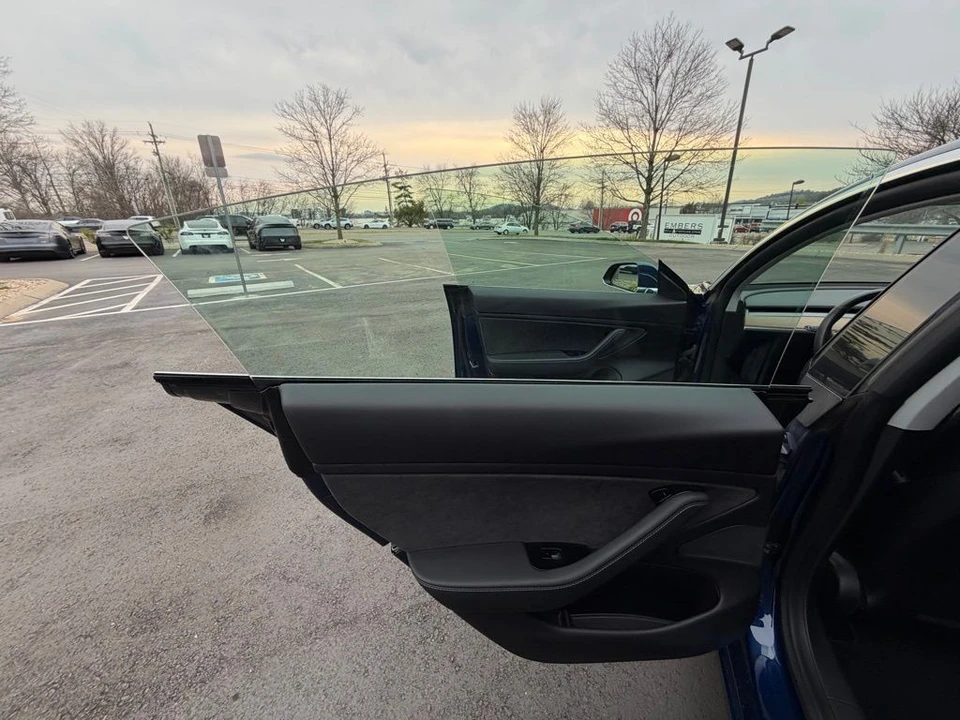 2019 Tesla Model 3 - Image 9 of 16