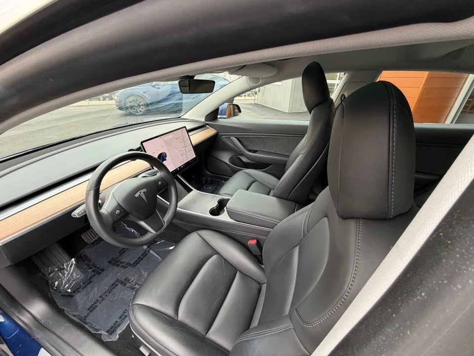 2019 Tesla Model 3 - Image 8 of 16