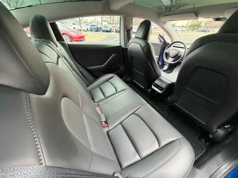 2019 Tesla Model 3 - Image 12 of 16