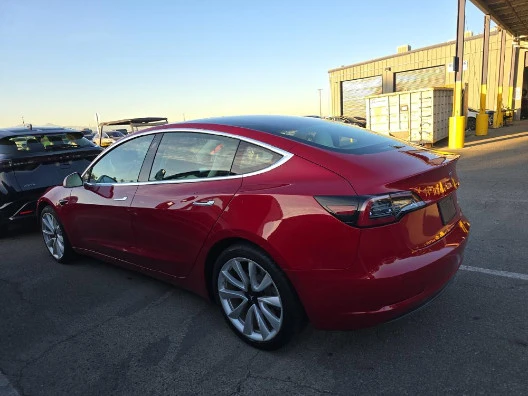 2019 Tesla Model 3 - Image 4 of 6