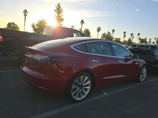 2019 Tesla Model 3 - Image 3 of 6