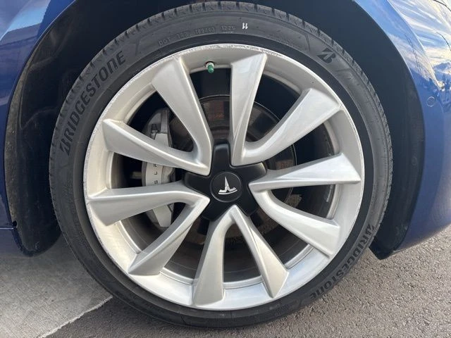 2019 Tesla Model 3 - Image 10 of 21
