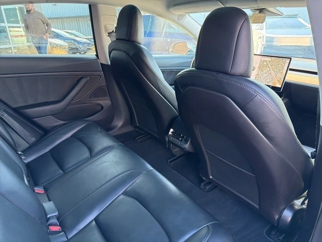 2019 Tesla Model 3 - Image 19 of 21