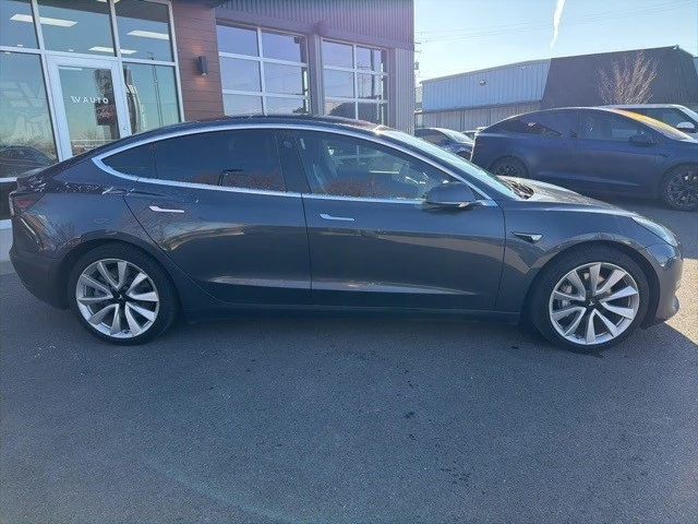 2019 Tesla Model 3 - Image 9 of 21