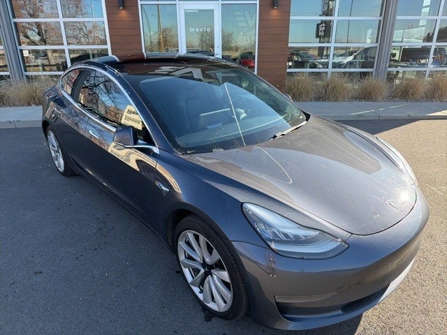 2019 Tesla Model 3 - Image 2 of 21