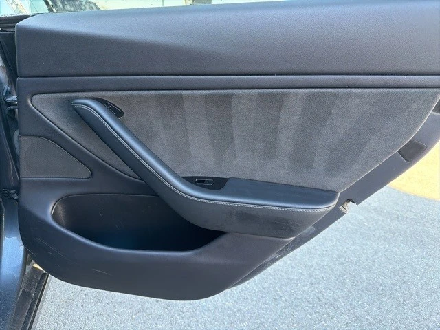 2019 Tesla Model 3 - Image 18 of 21