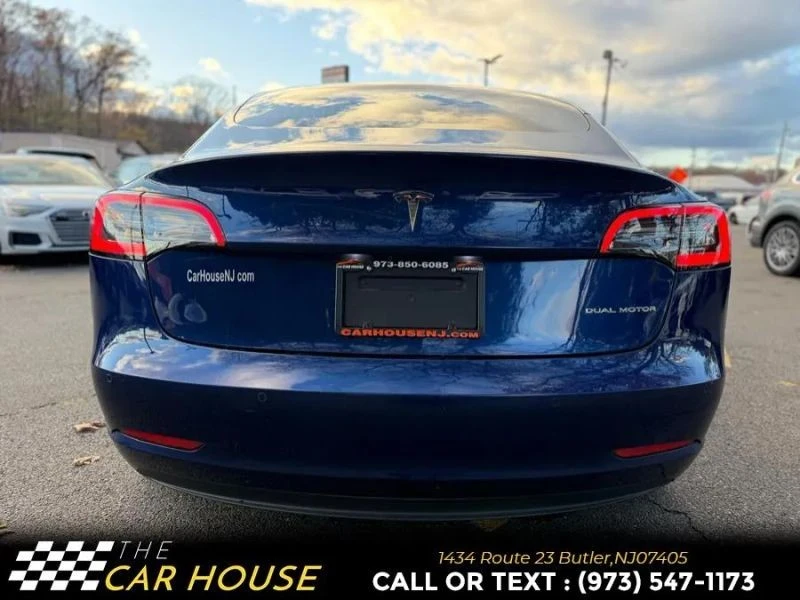2019 Tesla Model 3 - Image 9 of 12