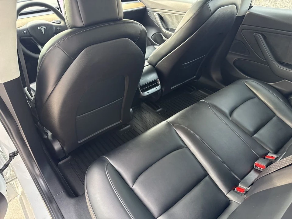 2019 Tesla Model 3 - Image 14 of 21