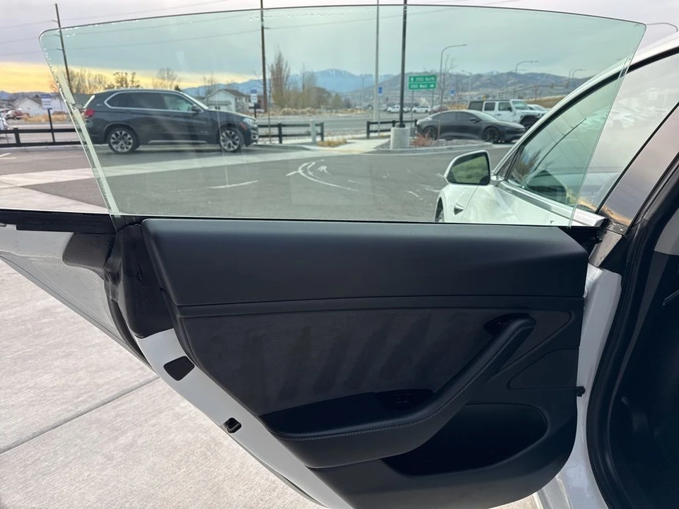 2019 Tesla Model 3 - Image 13 of 21