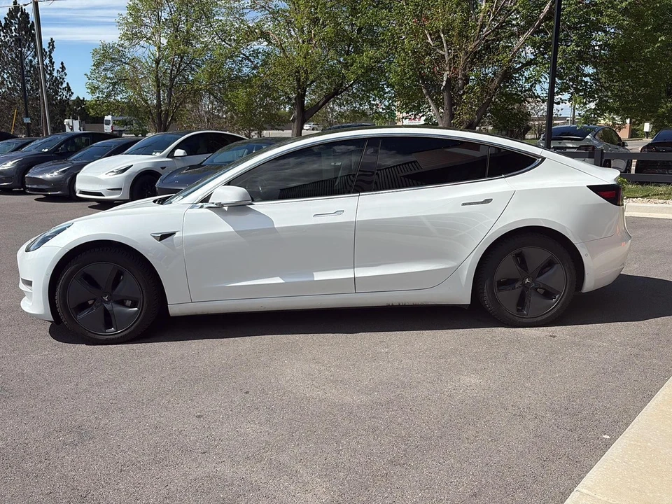 2019 Tesla Model 3 - Image 5 of 21