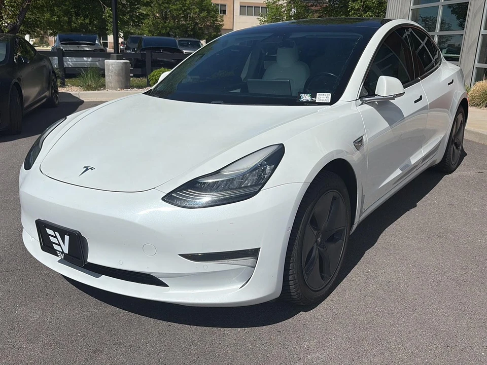 2019 Tesla Model 3 - Image 4 of 21