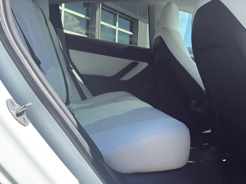 2019 Tesla Model 3 - Image 20 of 21