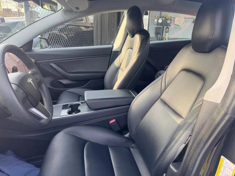 2019 Tesla Model 3 - Image 4 of 7