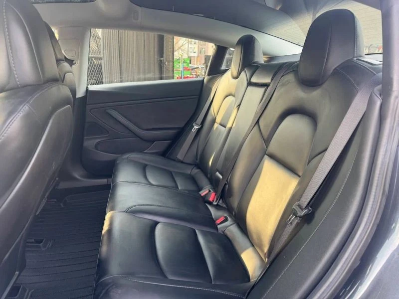 2019 Tesla Model 3 - Image 5 of 7
